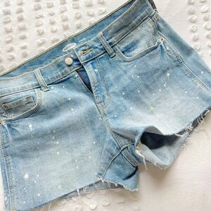 Old Navy Paintsplatter Boyfriend Jean Shorts • Size 2 • NWOT⭐️